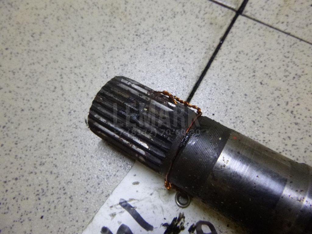 Полуось промежуточная (привод)