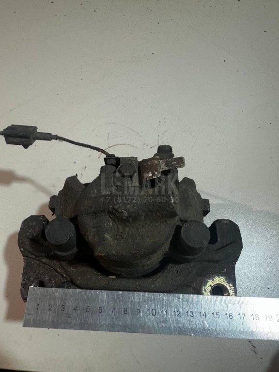 Суппорт тормозной передний правый