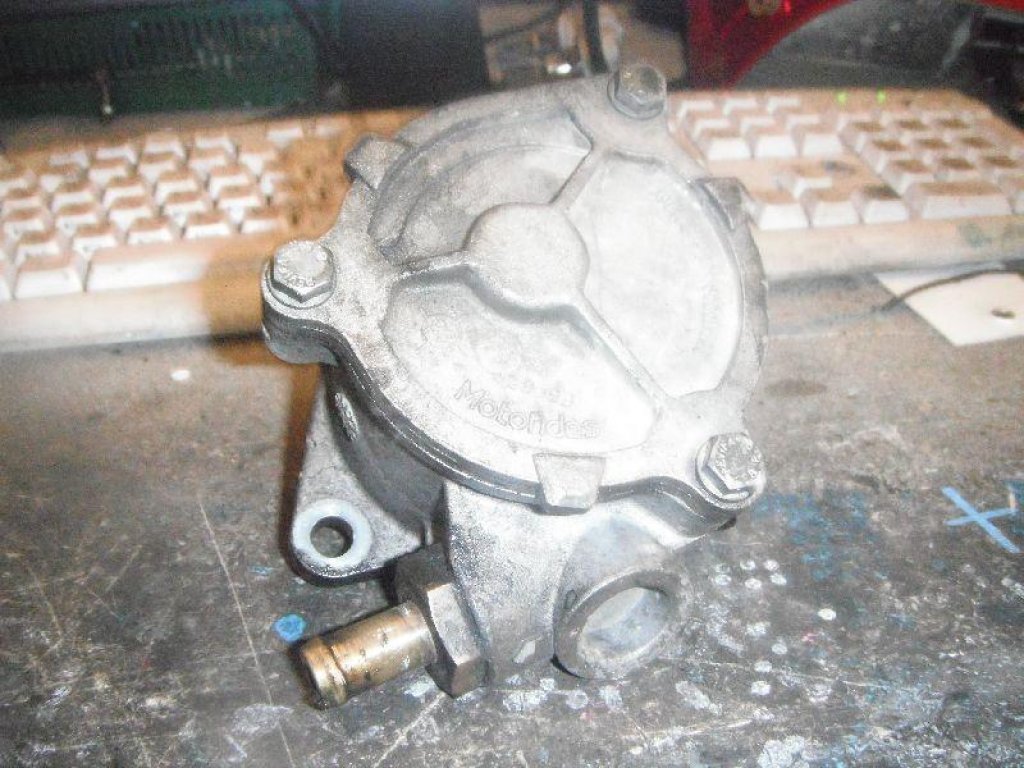 Насос вакуумный