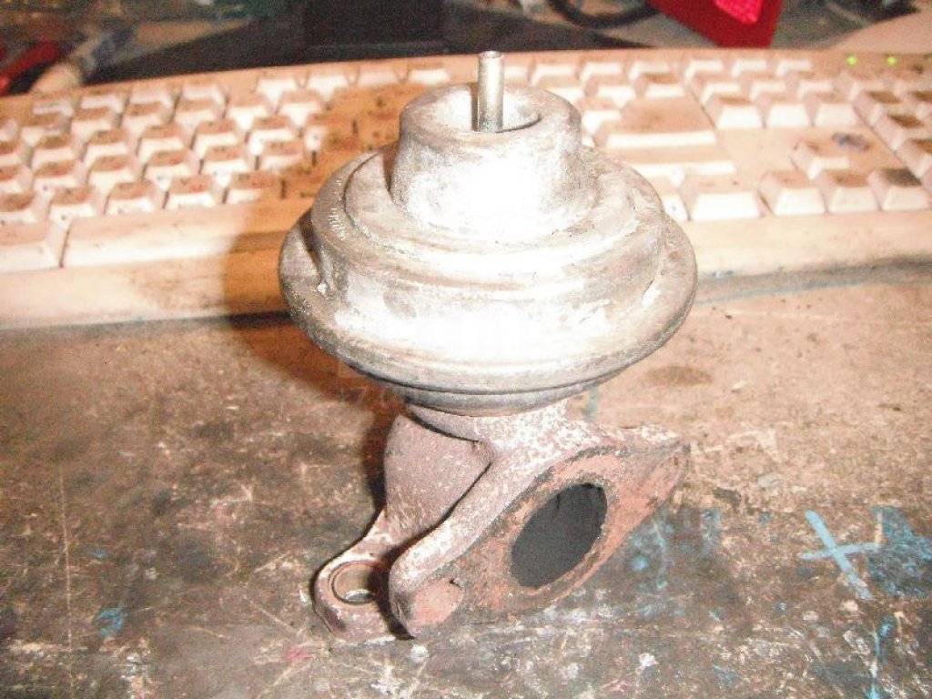 Клапан рециркуляции выхлопных газов