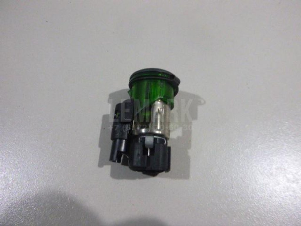 Гнездо прикуривателя