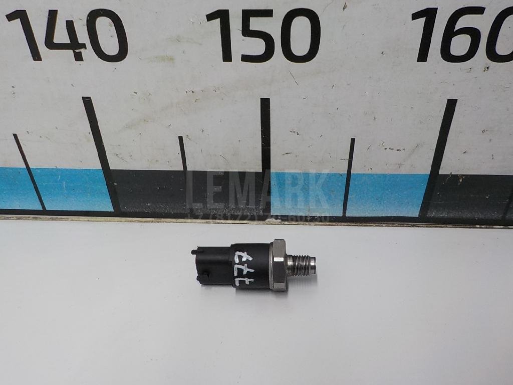 Датчик давления топлива