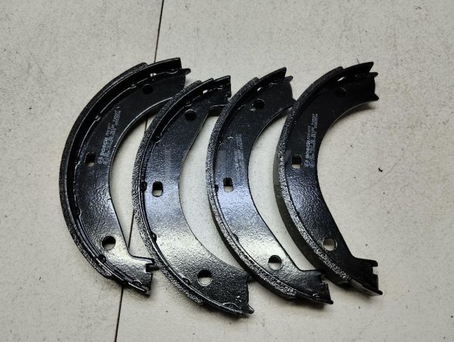 Колодки ручного тормоза к-кт