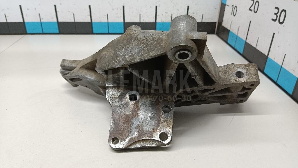 Кронштейн кондиционера