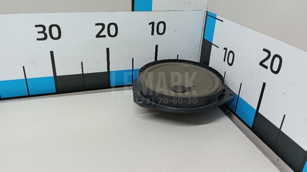 Динамик для  Audi A3 [8PA] Sportback 2004-2013