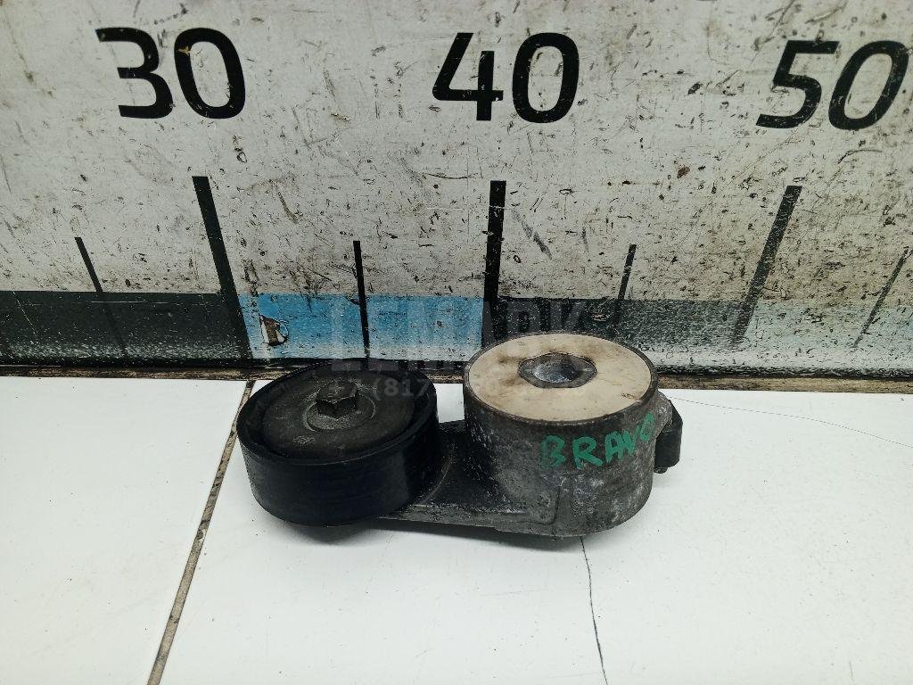 Натяжитель ремня