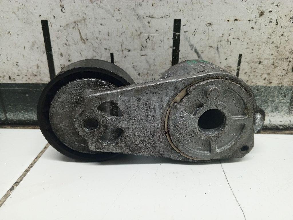 Натяжитель ремня