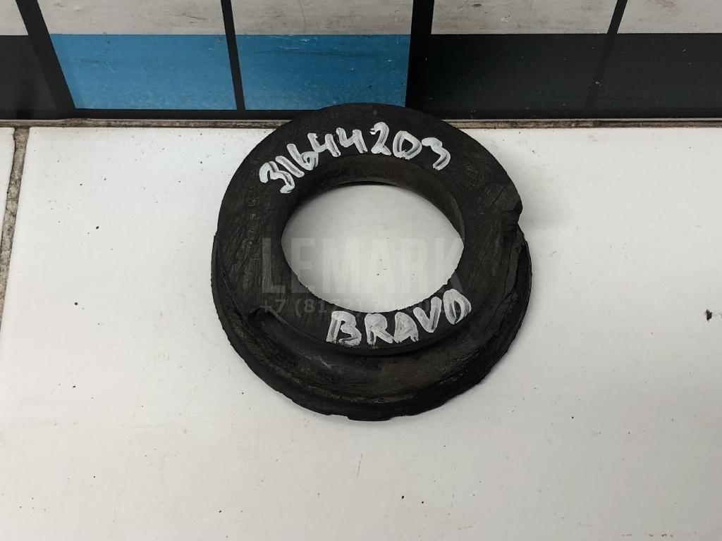 Опора задней пружины нижняя