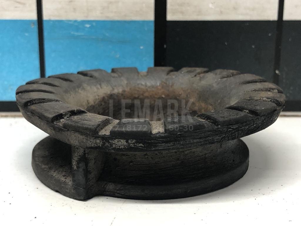 Опора задней пружины нижняя