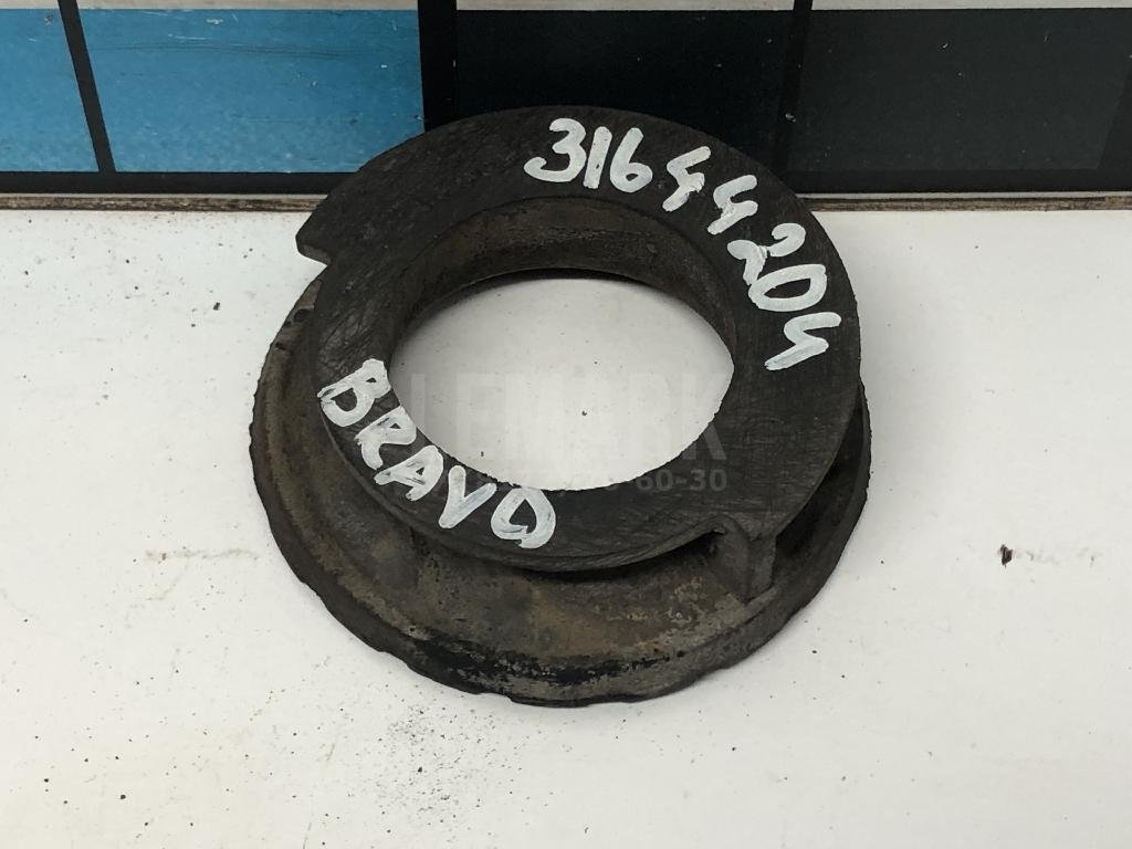 Опора задней пружины нижняя