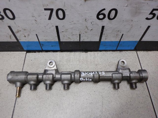 Рейка топливная (рампа)