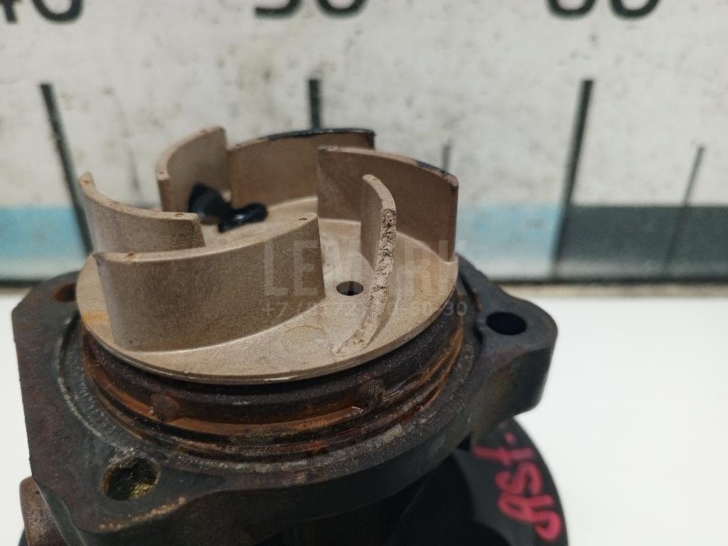 Насос водяной (помпа)