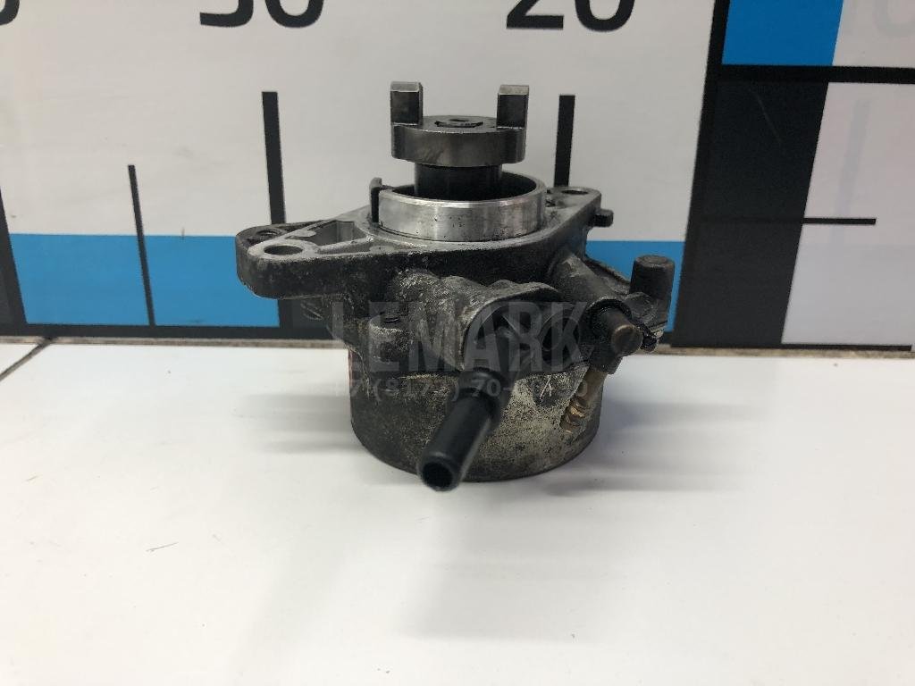 Насос вакуумный