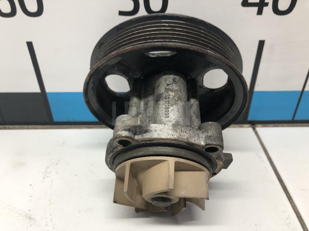 Насос водяной (помпа)