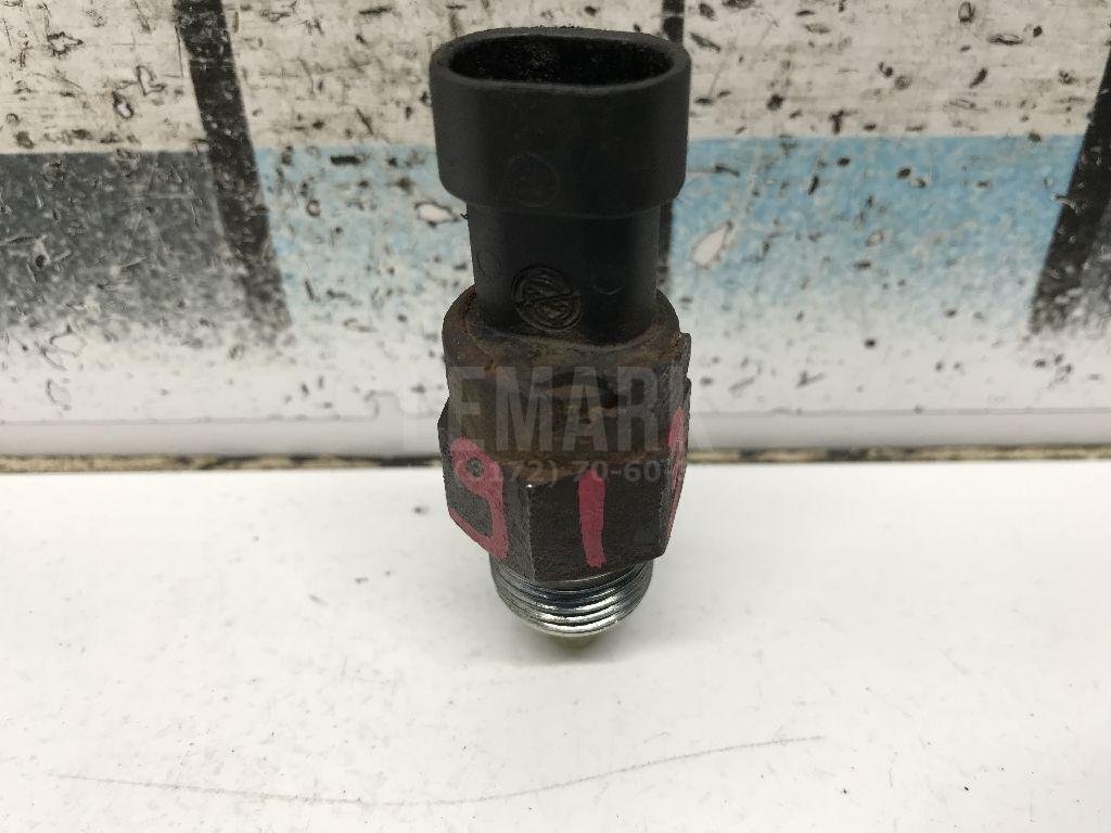 Датчик включения заднего хода