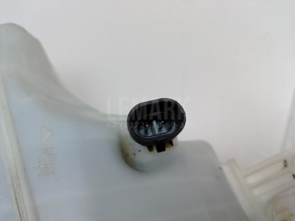 Бачок главного тормозного цилиндра