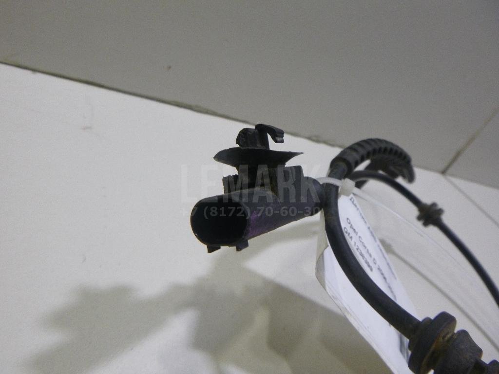 Датчик ABS передний