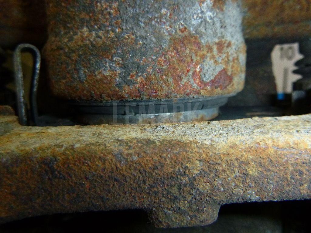 Суппорт тормозной передний правый