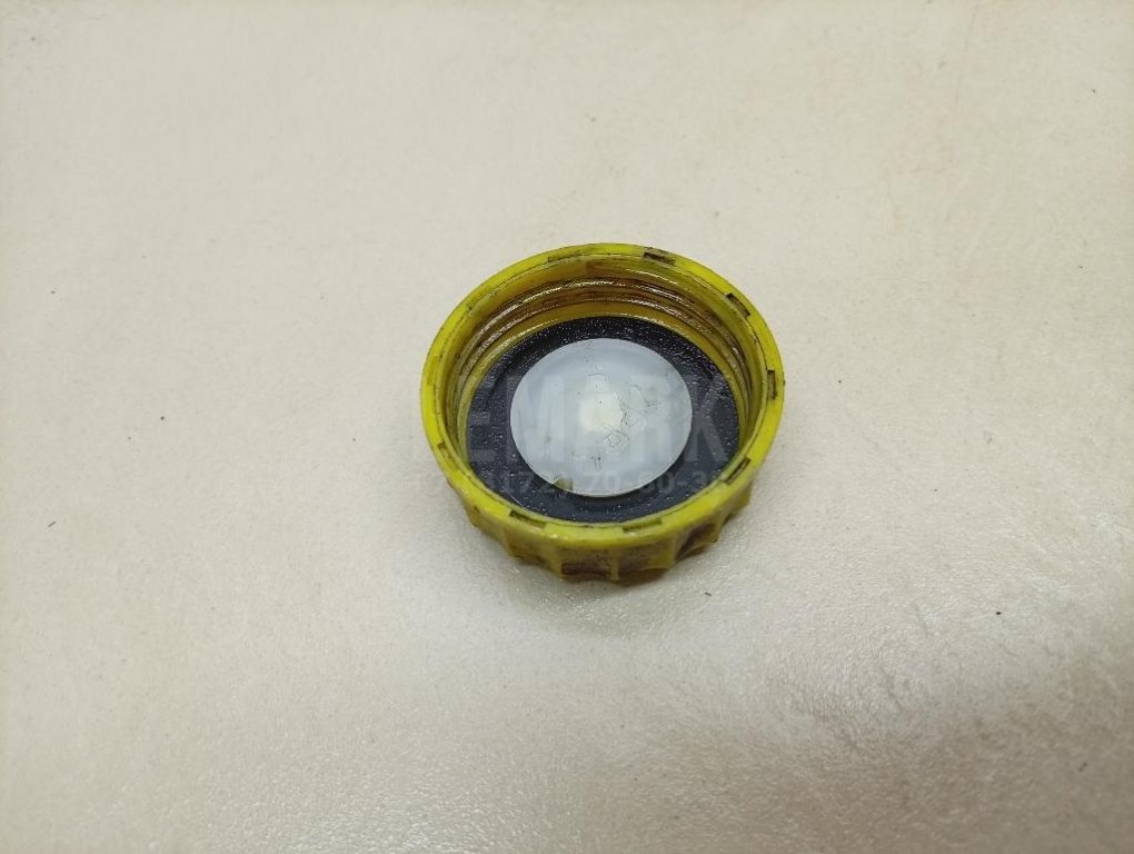 Крышка бачка тормозной жидкости