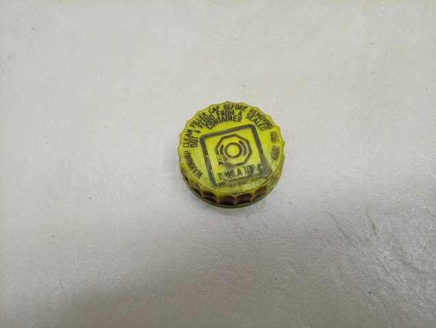 Крышка бачка тормозной жидкости