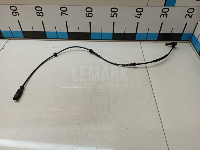 Датчик ABS передний