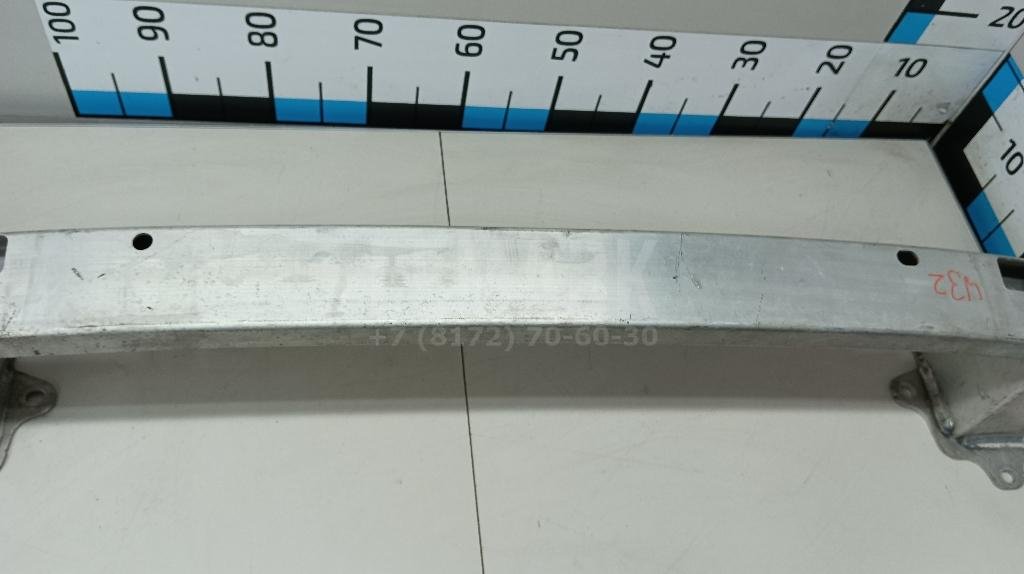 Усилитель переднего бампера для  Audi 100 [C4] 1991-1994