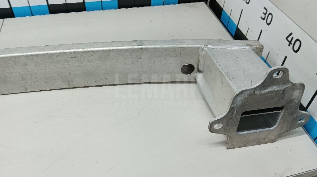 Усилитель переднего бампера для  Audi 100 [C4] 1991-1994