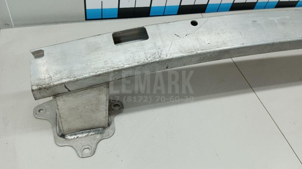 Усилитель переднего бампера для  Audi 100 [C4] 1991-1994