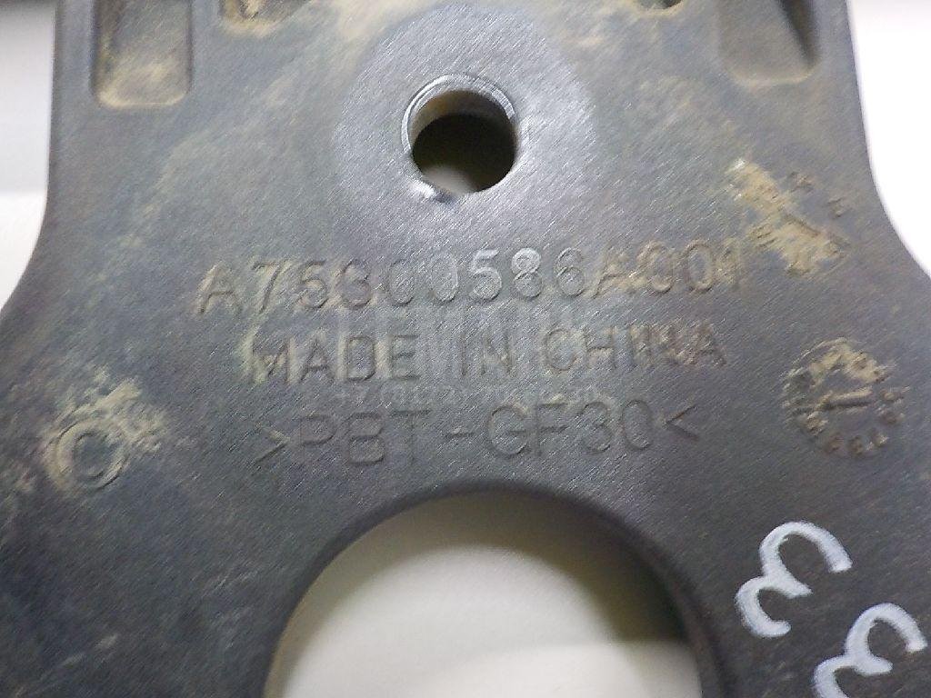 Петля капота