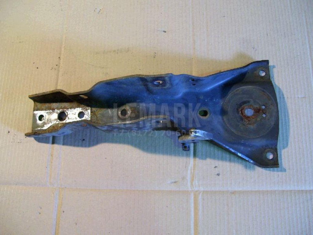 Кронштейн кабины