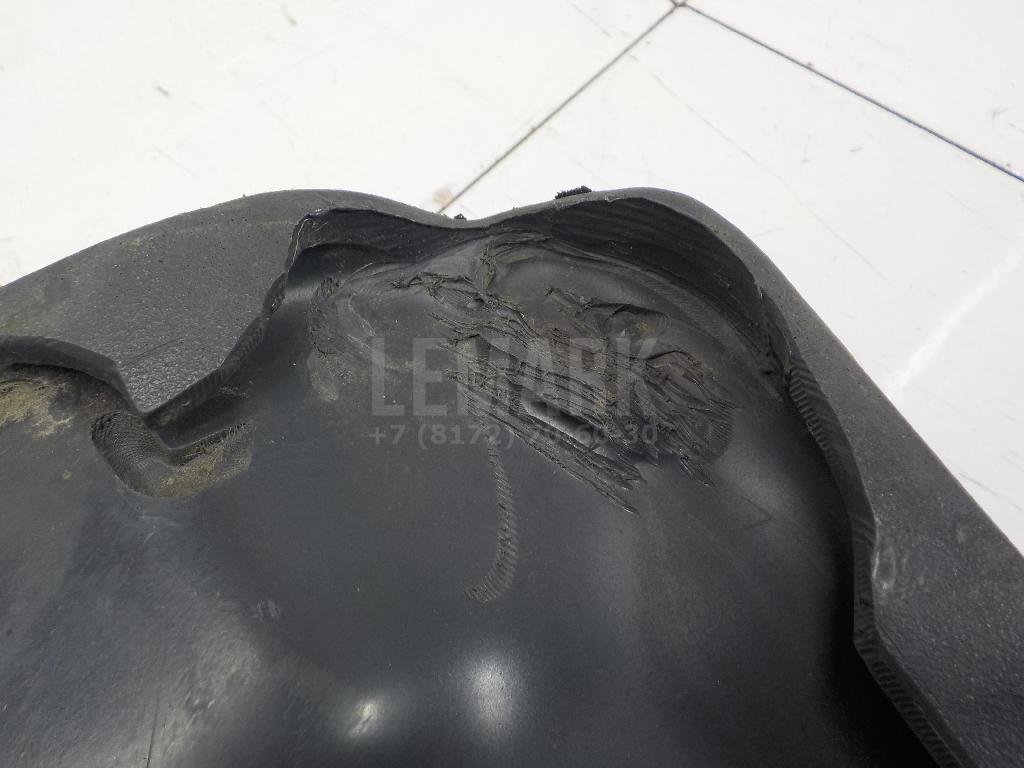 Обшивка двери передней левой