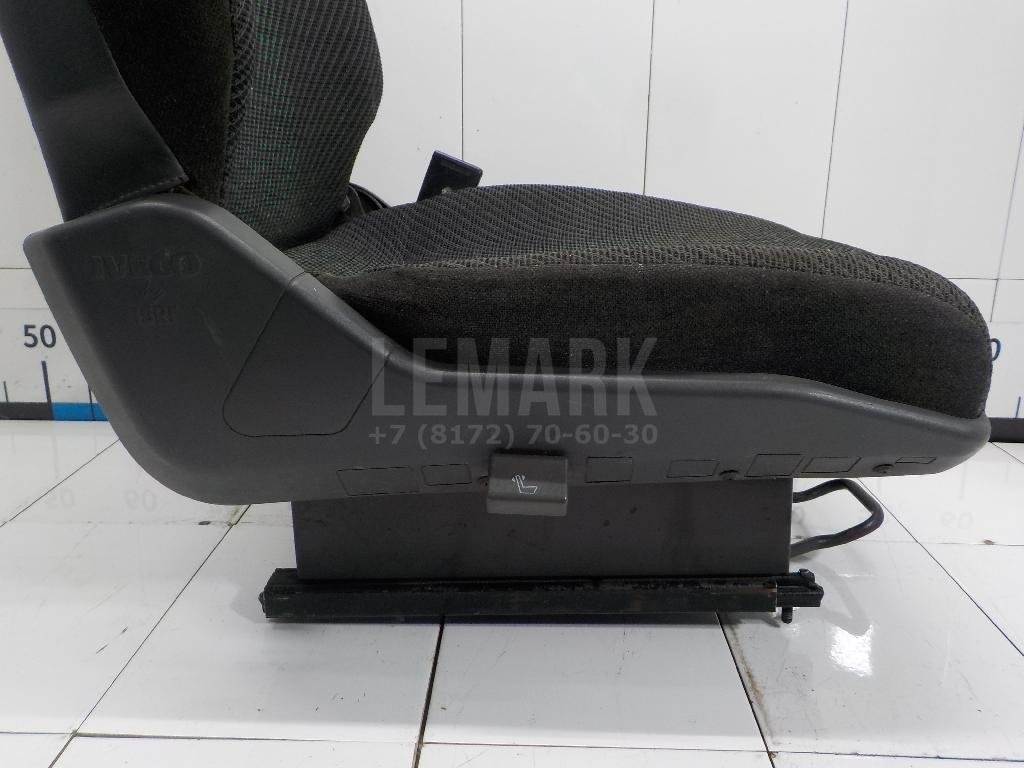 Сиденье переднее правое для  Audi A4 (B9) Allroad 2016