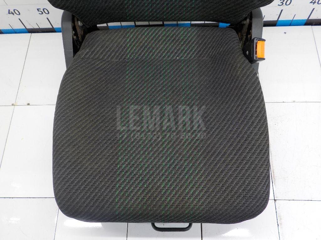 Сиденье переднее правое для  Audi A4 (B9) Allroad 2016