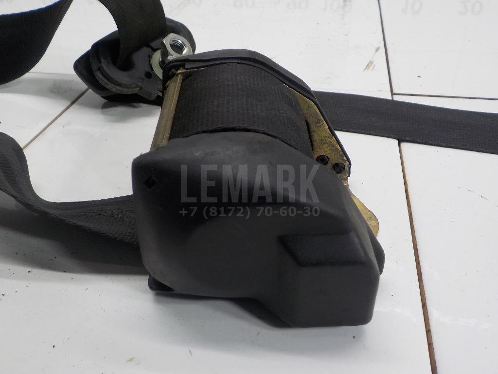 Ремень безопасности