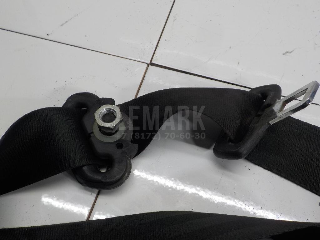 Ремень безопасности