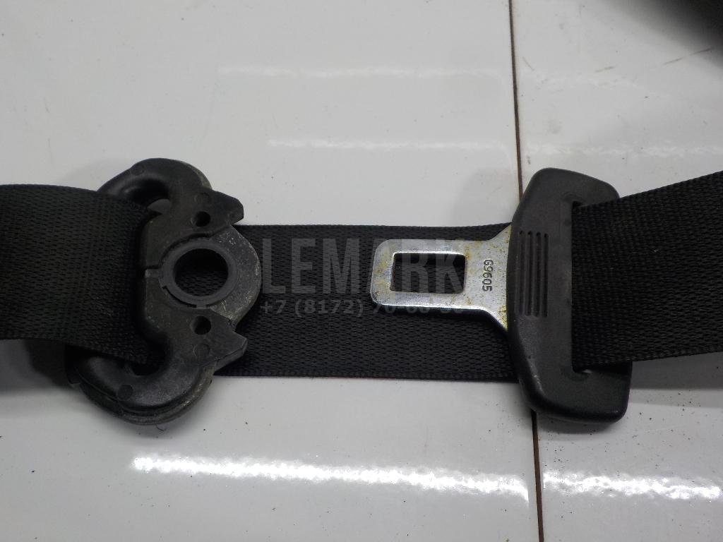 Ремень безопасности