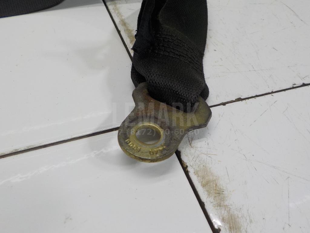 Ремень безопасности