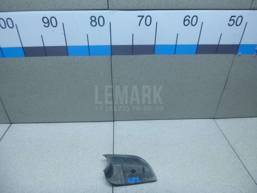 Накладка зеркала правого