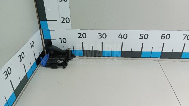 Замок двери задней правой