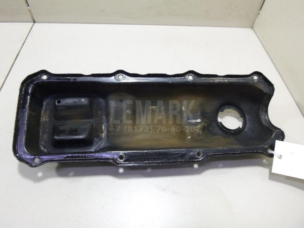 Крышка головки блока (клапанная)