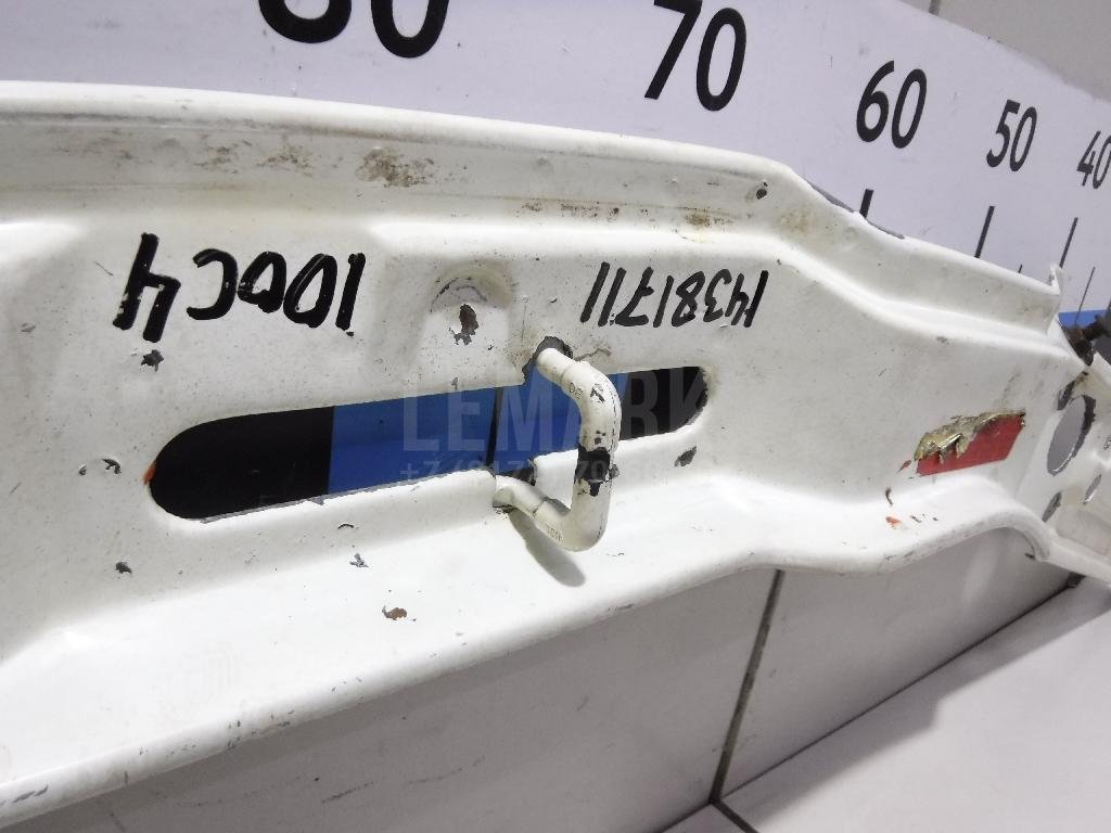 Панель передняя