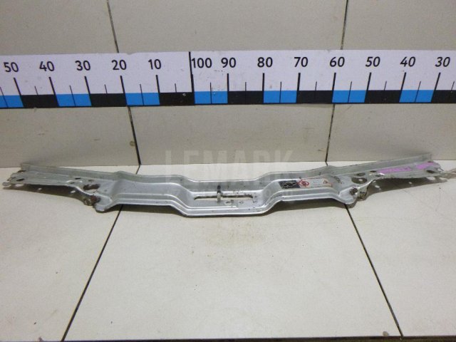 Панель передняя