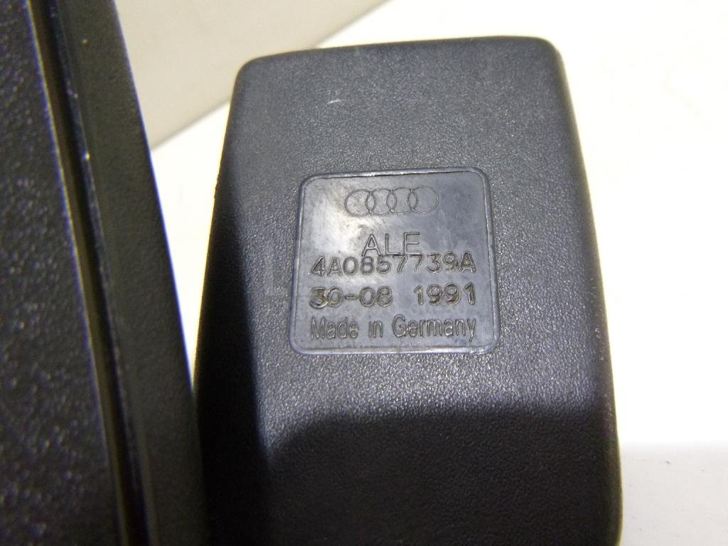 Ответная часть ремня безопасности