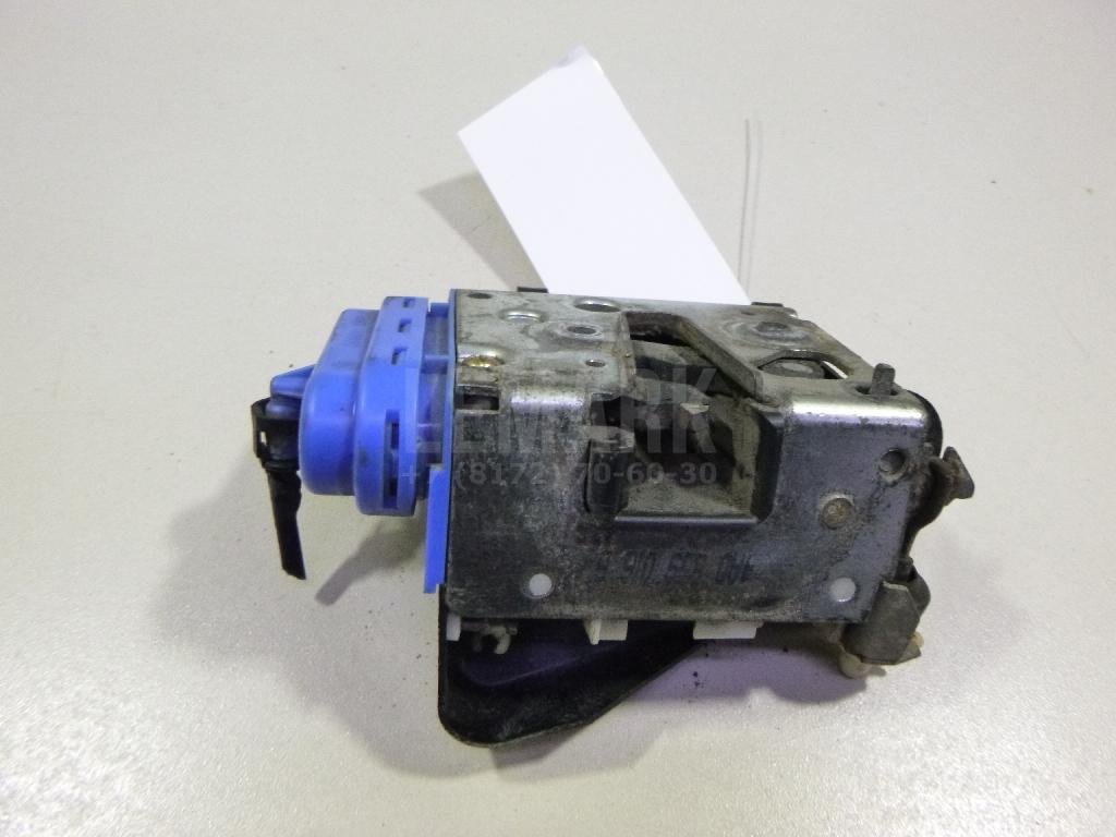 Замок двери задней правой