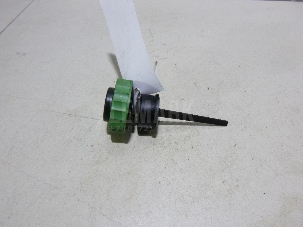 Крышка бачка гидроусилителя