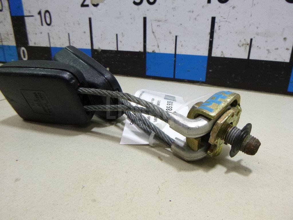 Ответная часть ремня безопасности