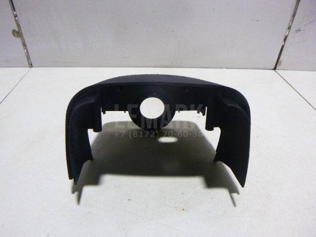 Кожух рулевой колонки нижний