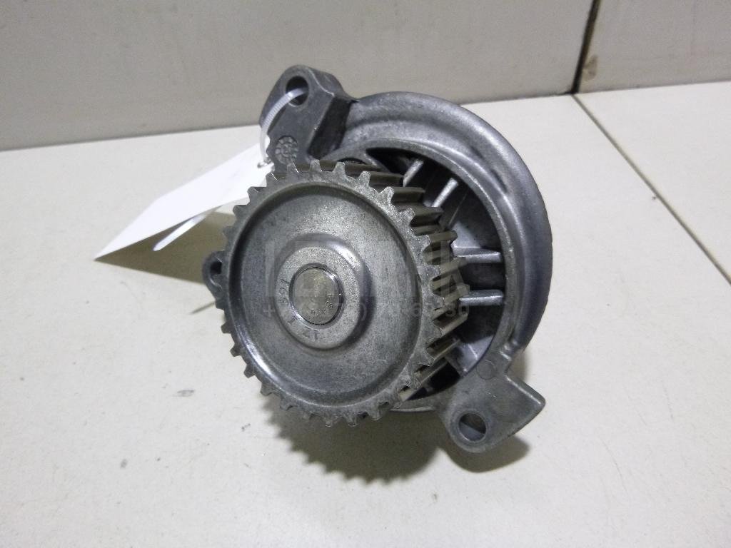 Насос водяной (помпа)