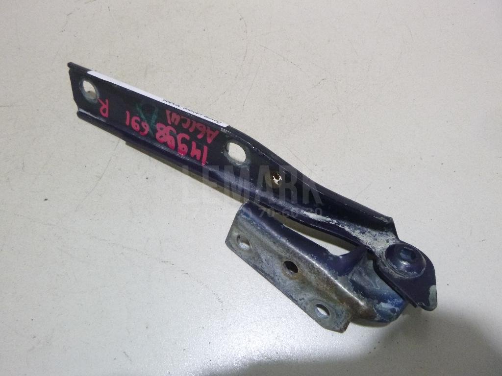 Петля капота правая