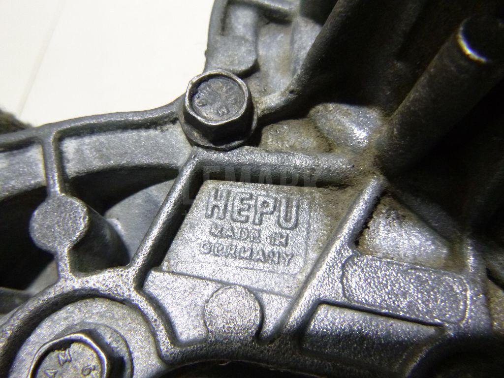 Насос водяной (помпа) для  Audi A3 [8PA] Sportback 2004-2013